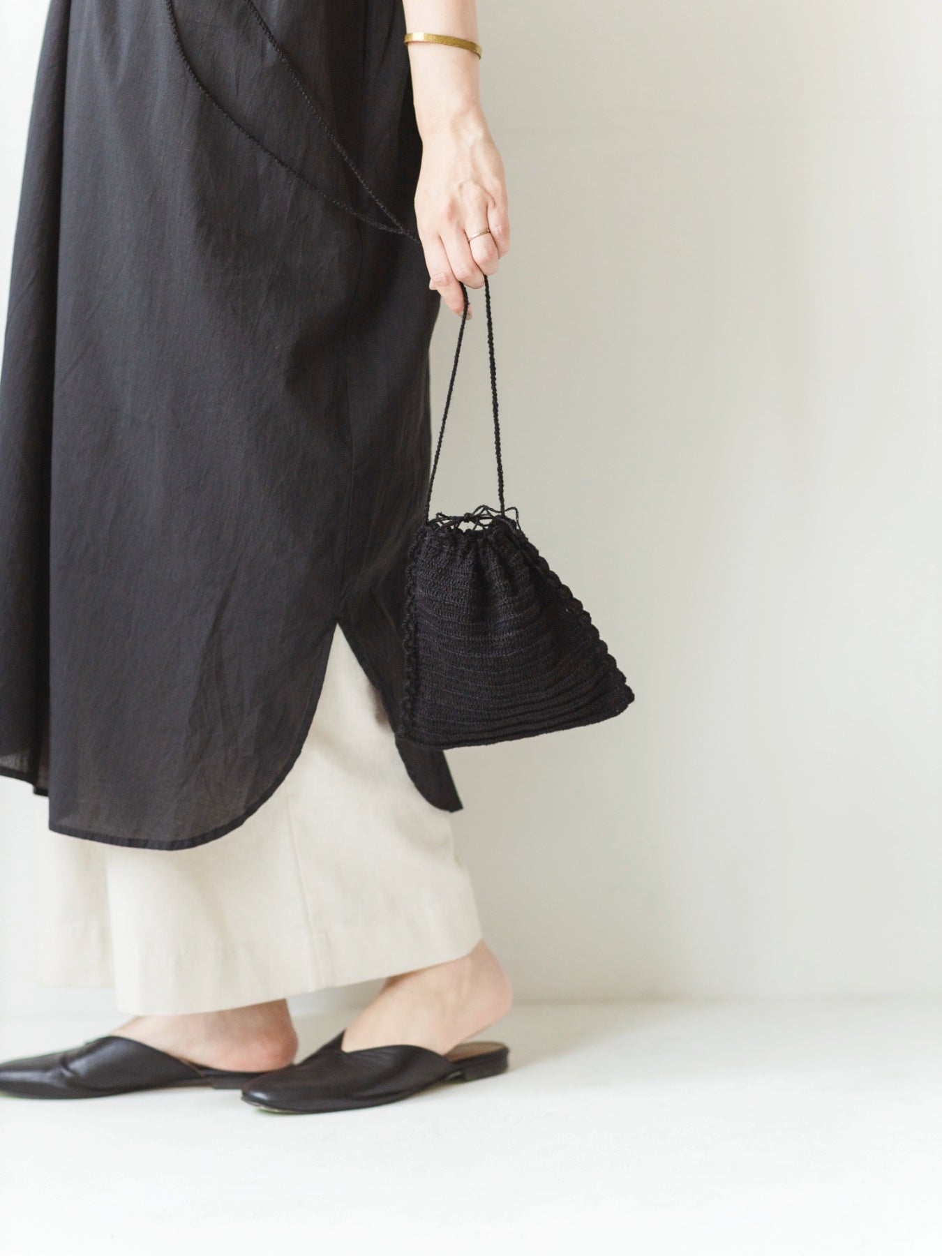 Orné de Feuilles × fog linen work リネンニット 巾着ポシェット